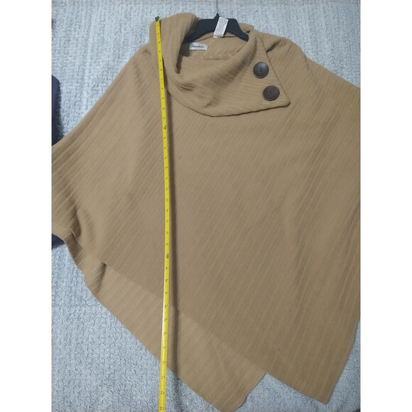 La Moda One Size Poncho Beige Brown Buttons Boho Cozy - Picture 7 of 8